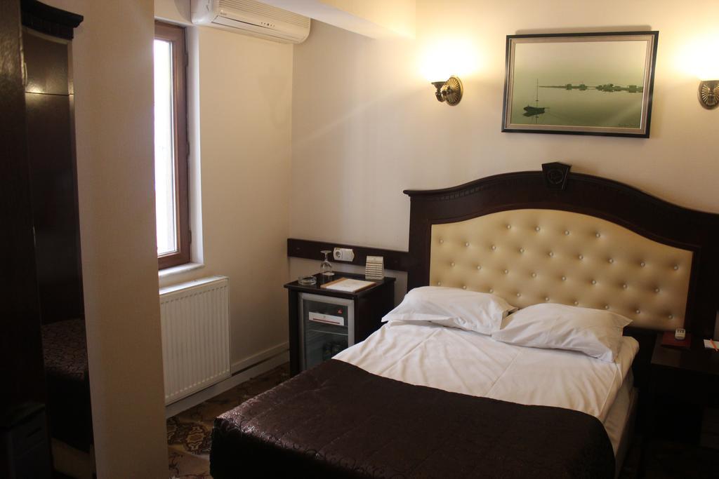 Royal Anka Hotel Анкара Экстерьер фото
